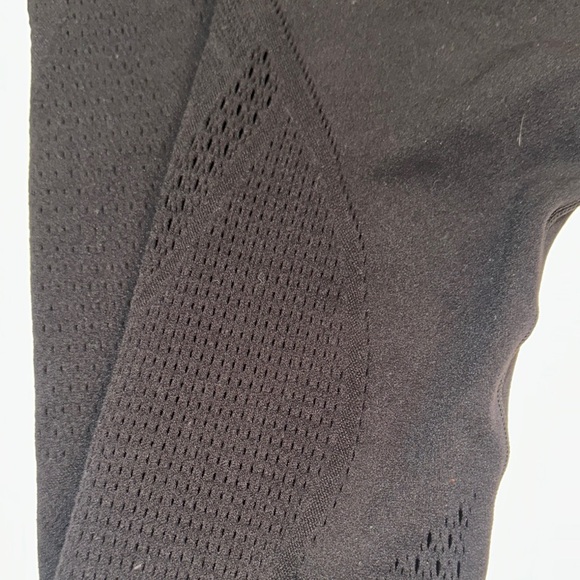 lululemon athletica Black Leggings‎ See Trough Size 4 Essential Bottoms - Picture 2 of 9